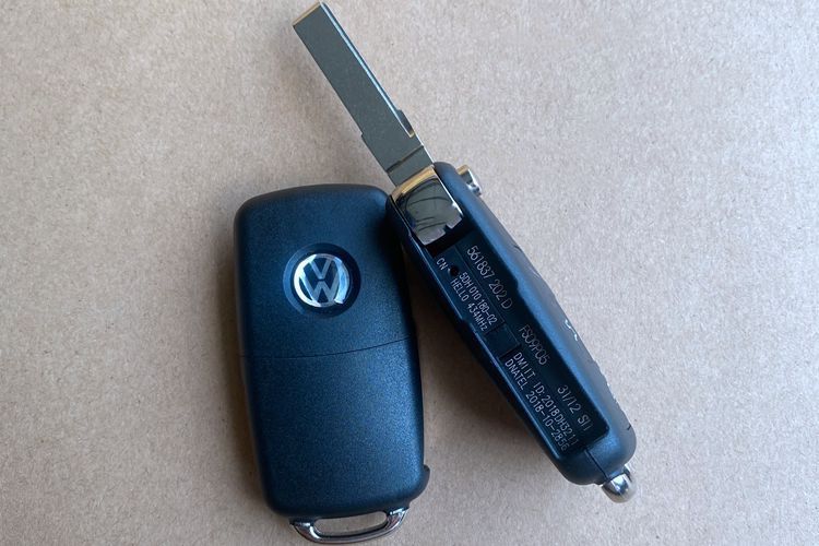 for Volkswagen Flip Key Shell Switchblade Key Empty Blank Case No Chip No PCB Board