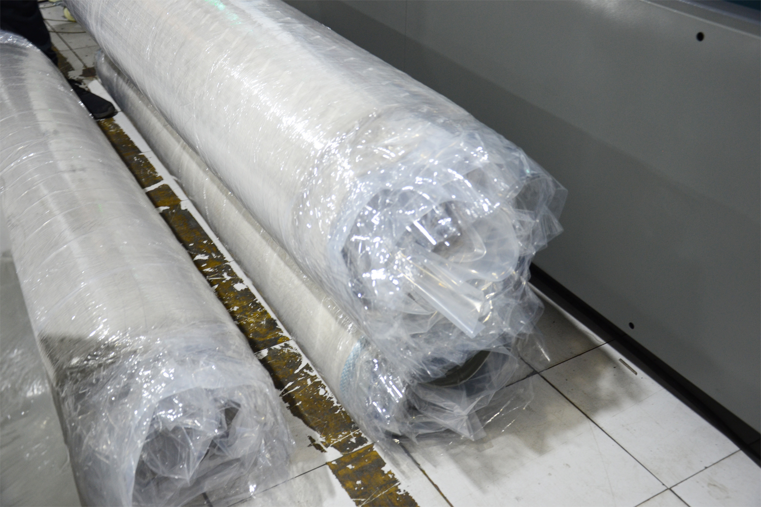 Automatic Mattress compression fold and roll packaging machine