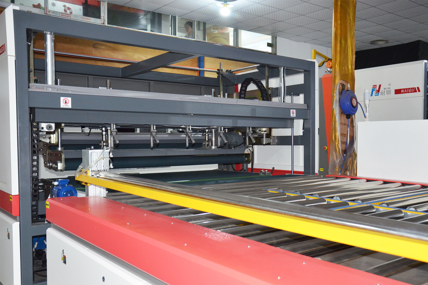 Full Automatic Mattress compression and roll pack machine