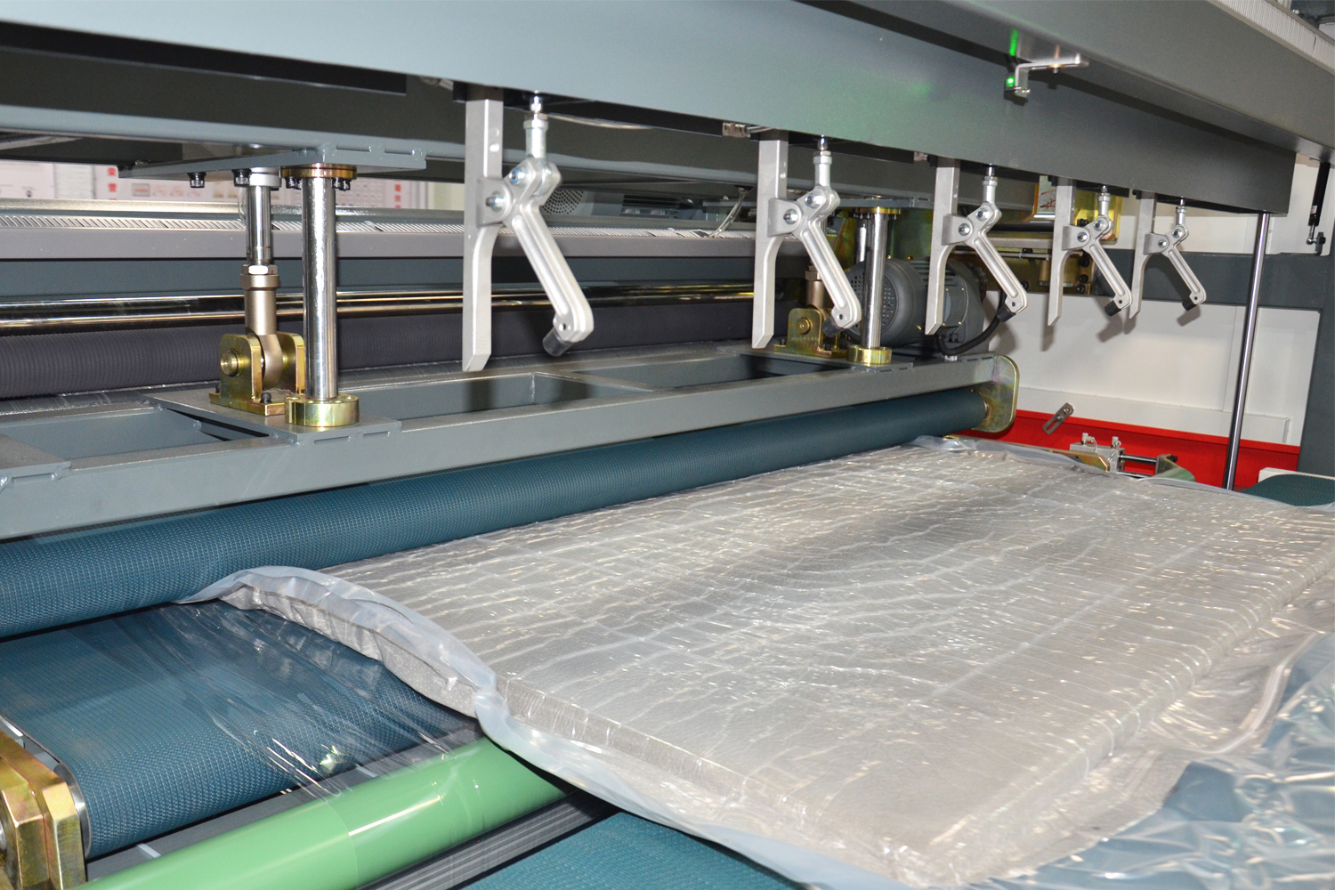 Full Automatic mattress compression fold and roll packaging machine