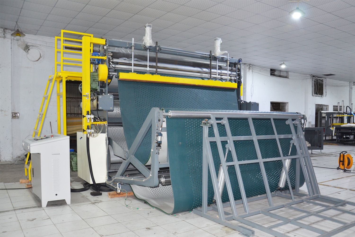 Foam Sheet Roll Compressing Machine