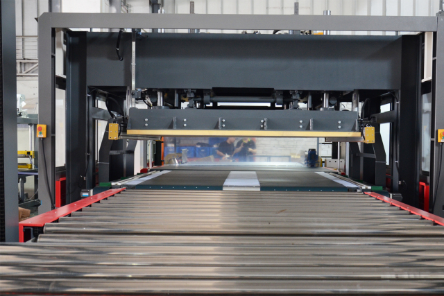 Automatic mattress packing & compress machine