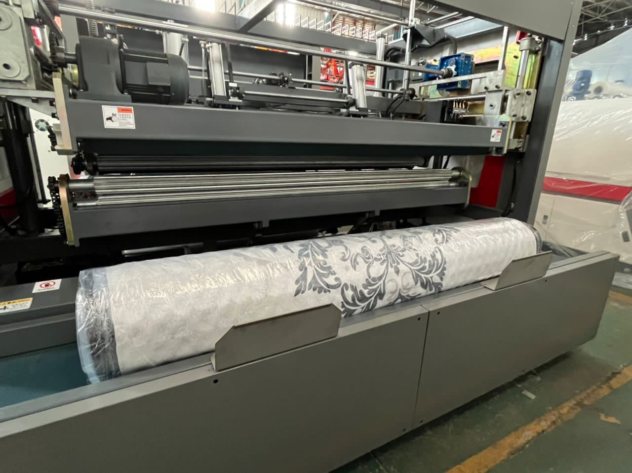 NG-15R automatic mattress roll packing machine