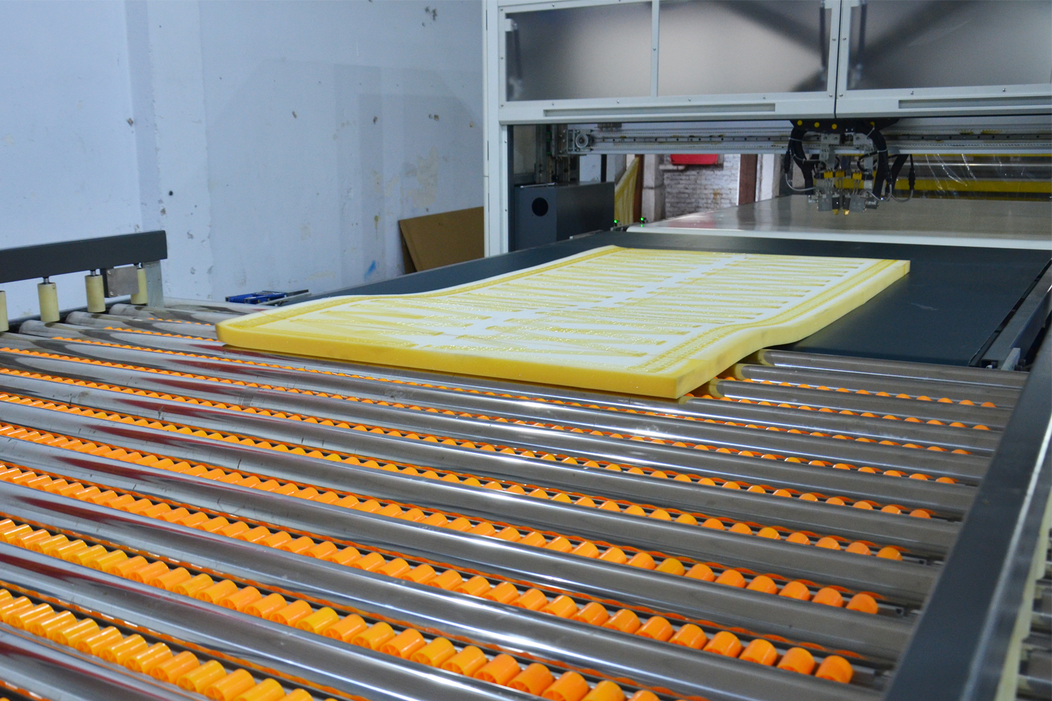 NG-001 automatic spring mattress spraying assembly machine