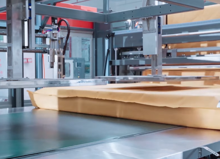 NG-54M Automatic Mattress Kraft Paper Packing Machine