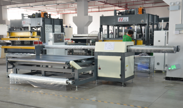 NG-06R Semi-Automatic Mattress Rolling Machine