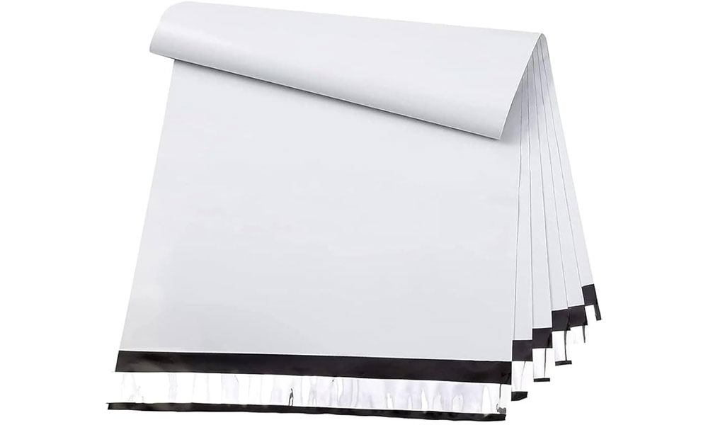 Polyethylene Mailers by NAIGU