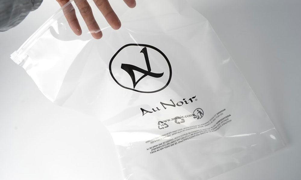 Custom Plastic Bags with Logo