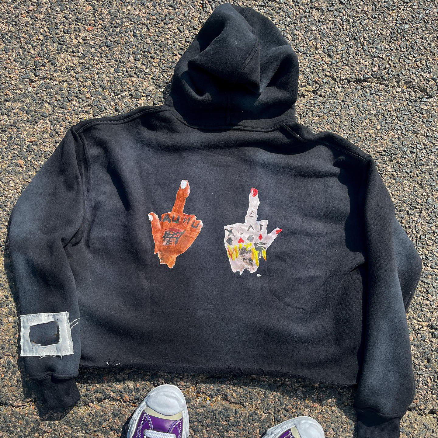 Custom high quality cropped heavyweight vintage distressed embroidery patch unisex cut sew hoodies for men,Shuliqi Apparel - Men's Clothing Wholesale Manufacturer,Custom high quality cropped heavyweight vintage distressed embroidery patch unisex cut sew hoodies for men