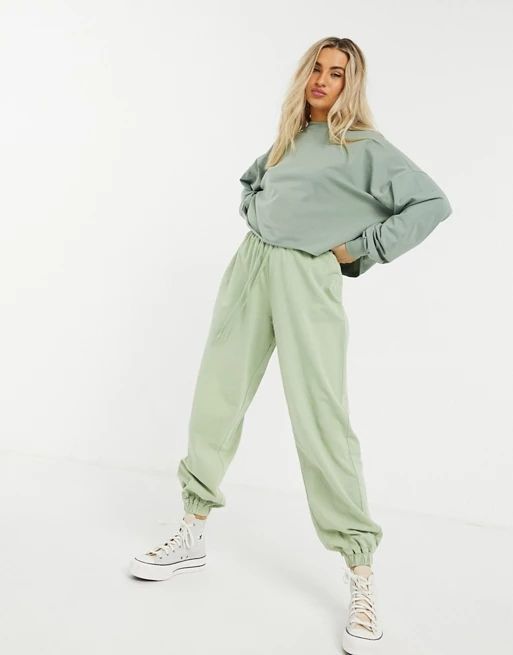 High quality 190-230grams combed cotton blank tee long sleeve t-shirt plain crop tops t-shirts women,Shuliqi Apparel - Men's Clothing Wholesale Manufacturer,High quality 190-230grams combed cotton blank tee long sleeve t-shirt plain crop tops t-shirts women | Wholesale Men's Apparel | OEM | Shuliqi
