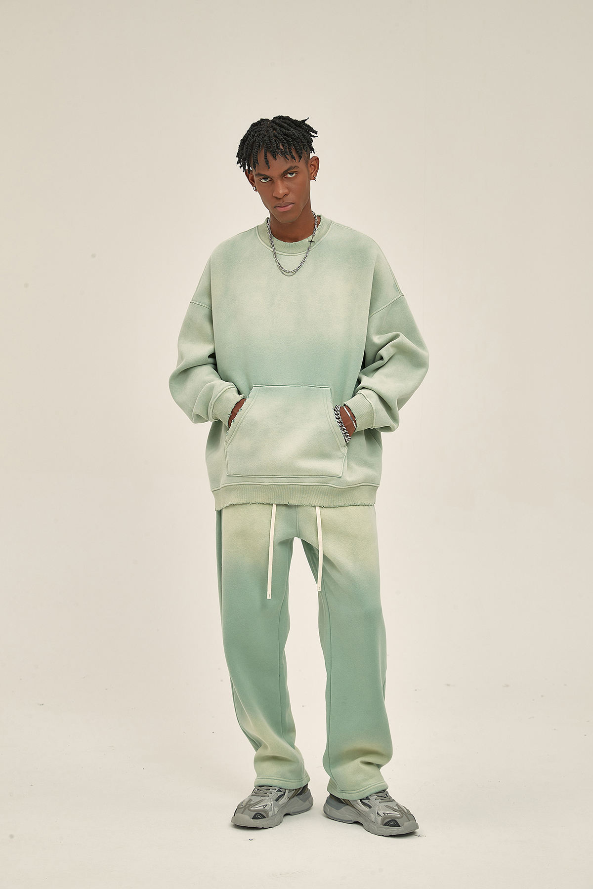 winter new solid color blank plus fleece thickened 360g spray dyed to make old hoodie men 0-neck High quality,Shuliqi Apparel - Men's Clothing Wholesale Manufacturer,winter new solid color blank plus fleece thickened 360g spray dyed to make old hoodie men 0-neck High quality