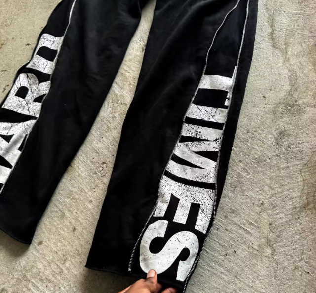 Custom Baggy Fit Straight Zipper Zip Up Side Wide Leg Sweat Flare Pants Men Sweatpants,Shuliqi Apparel - Men's Clothing Wholesale Manufacturer,Custom Baggy Fit Straight Zipper Zip Up Side Wide Leg Sweat Flare Pants Men Sweatpants | Wholesale Men's Apparel | OEM | Shuliqi