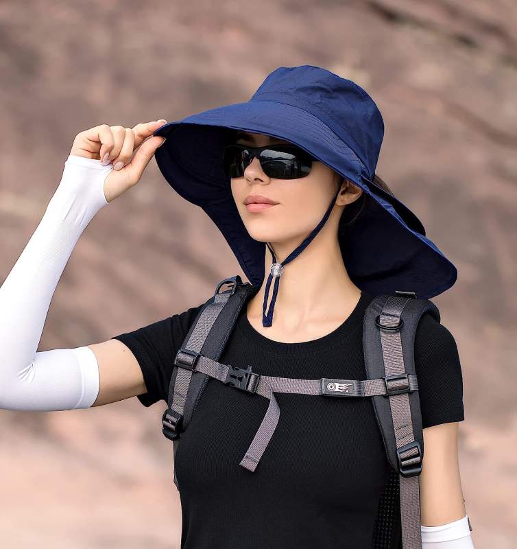 Women Sun Hats UV Protection Wide Brim Foldable Ponytail Hole Beach Hats with Neck Cover for Gardening