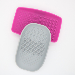 Makeup brush wash pad