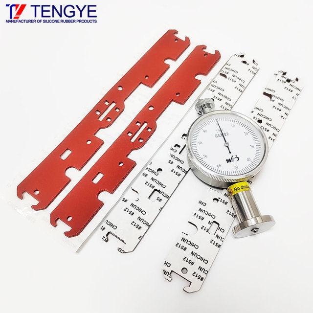 Self-adhesive foamed silicone gasket / Foam material