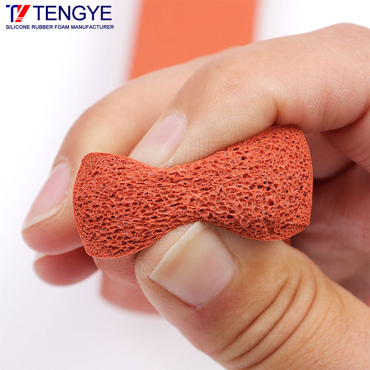 Foamed silicone sealing strip / Foam sponge strip