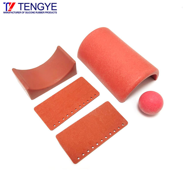 Molded foamed silicone parts / Foamed silicone