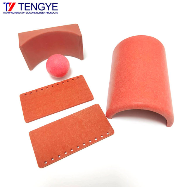 Molded foamed silicone parts / Foamed silicone