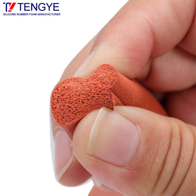 Silicone foam strip / silicone sponge strip