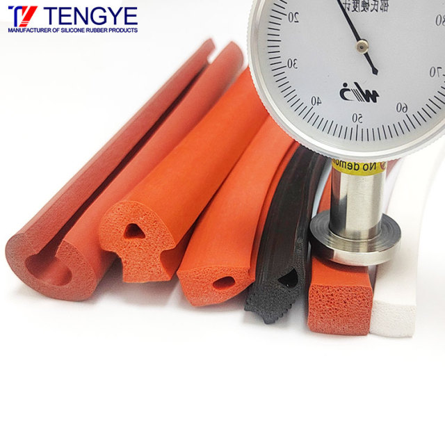 Foamed silicone tube strip | Foamed products supplier