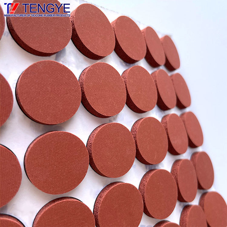 Self-adhesive foamed silicone mat