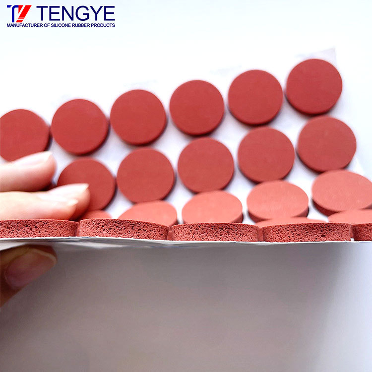 Self-adhesive foamed silicone mat