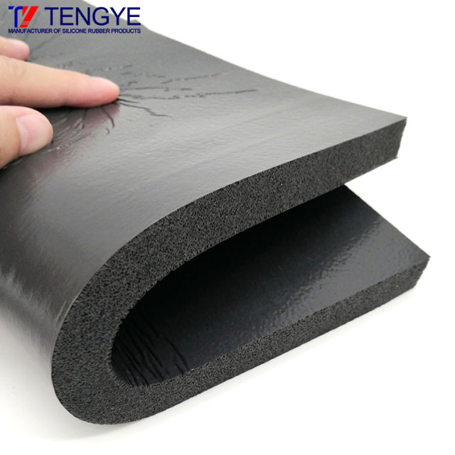 Безгалогенная огнезащитная силиконовая пена