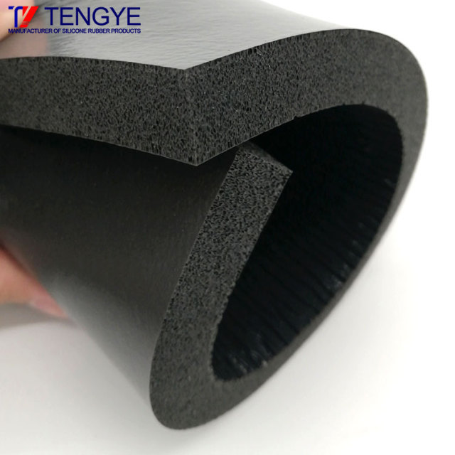 Безгалогенная огнезащитная силиконовая пена