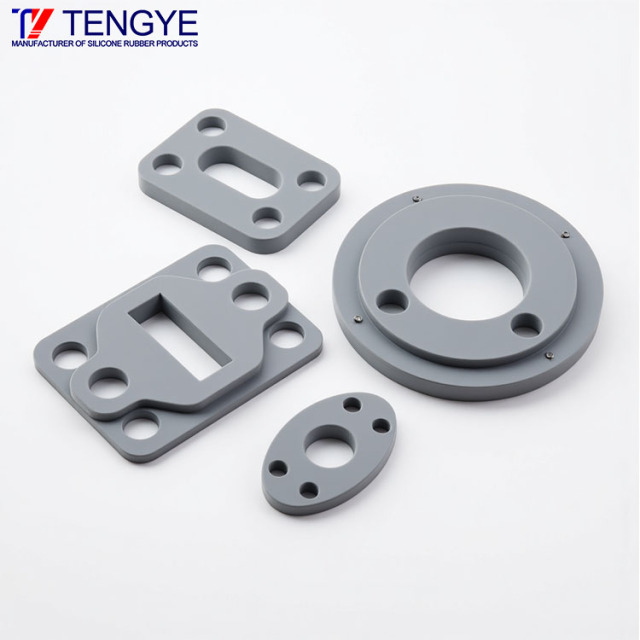 Molded silicone foam sealing gasket
