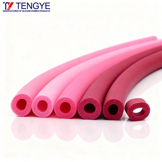 赤い発泡シリコーンゴムチューブ