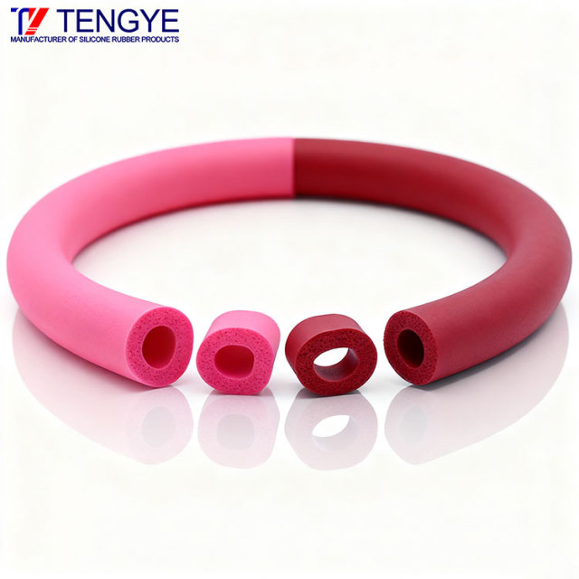 赤い発泡シリコーンゴムチューブ