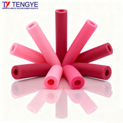 赤い発泡シリコーンゴムチューブ