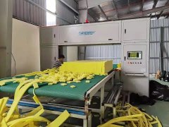 IF-CNC04 Cortadora De Espuma CNC En Vertical