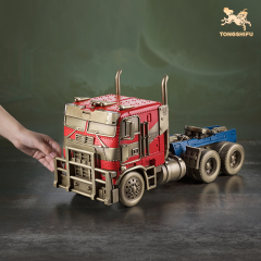 OPTIMUS PRIME (TRUCK VERSION)