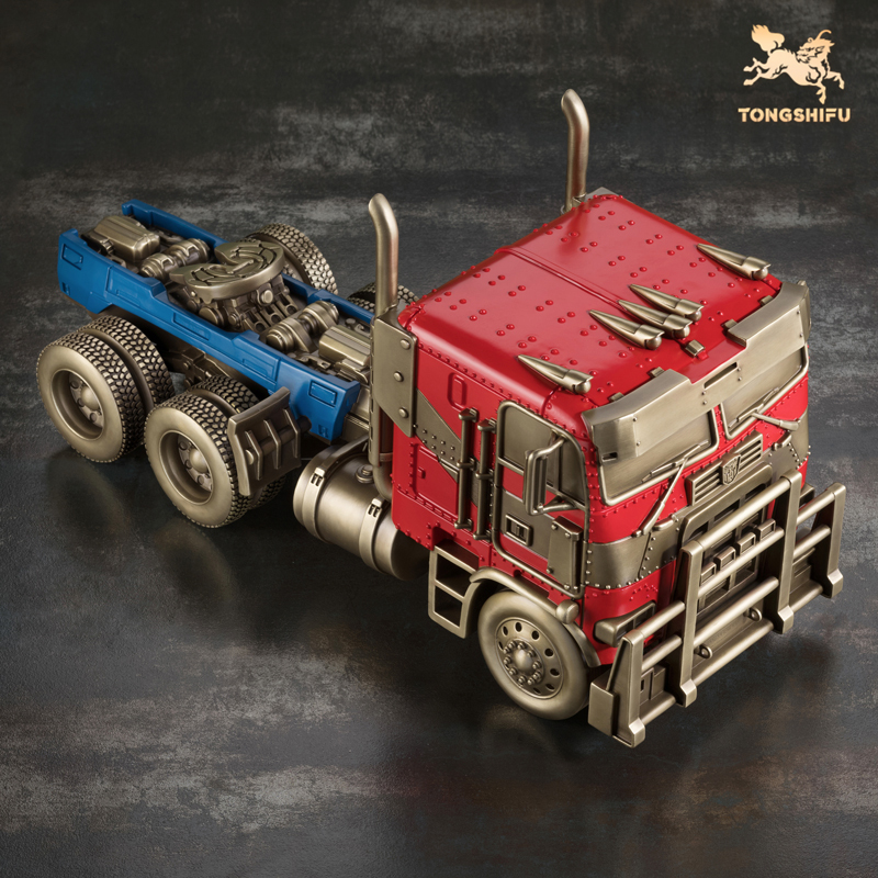 OPTIMUS PRIME (TRUCK VERSION)