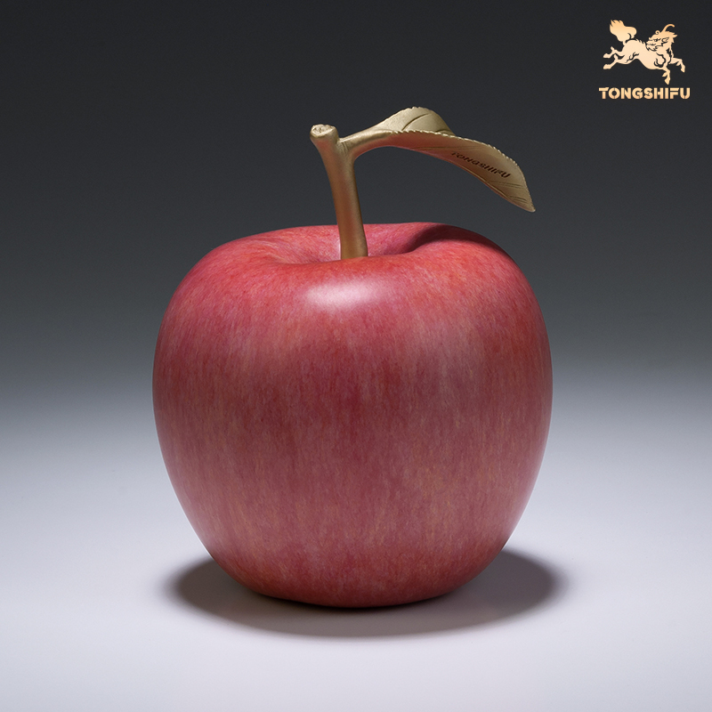 AUSPICIOUS APPLE