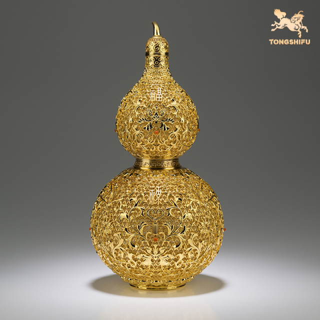 GOLD-PLATED FILIGREE LUCKY GOURD