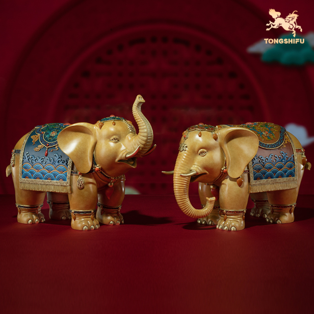 AUSPICIOUS ELEPHANT (B)