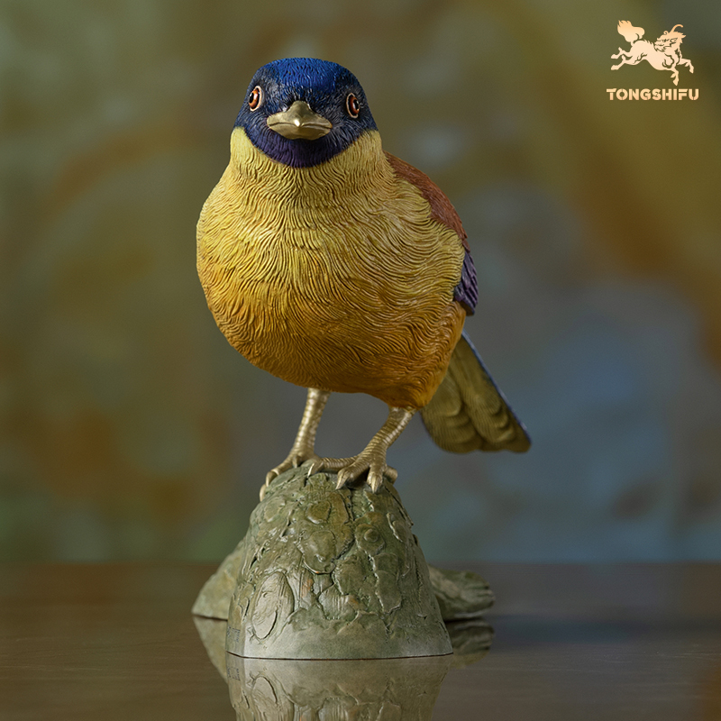 BLUE-CROWNED LAUGHINGTHRUSH