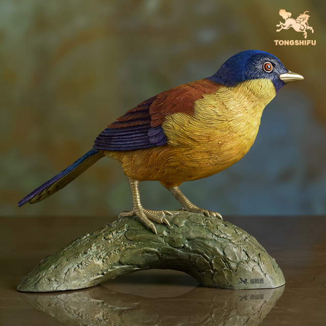 BLUE-CROWNED LAUGHINGTHRUSH