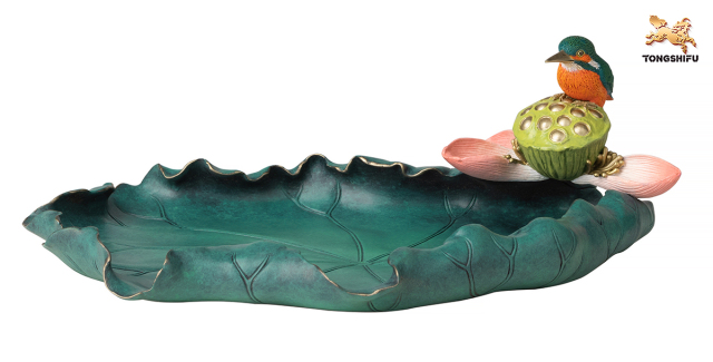 Nut Plate with lotus shape