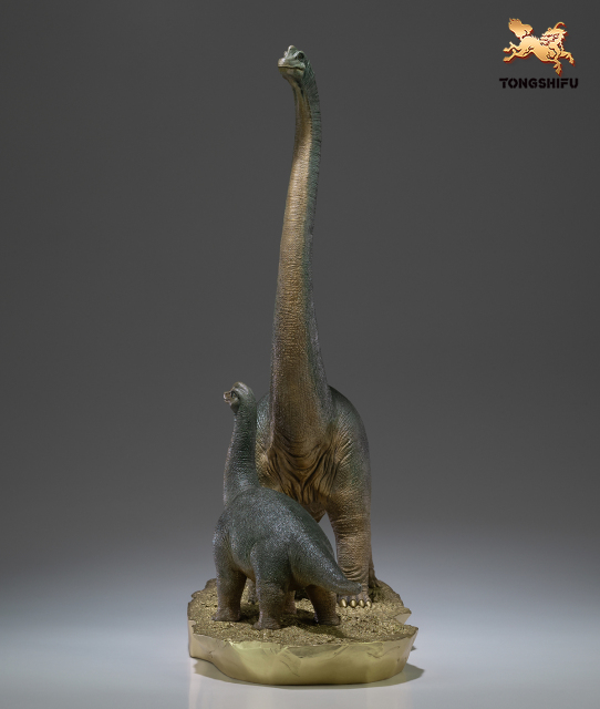 JURASSIC WORLD-- BRACHIOSAURUS