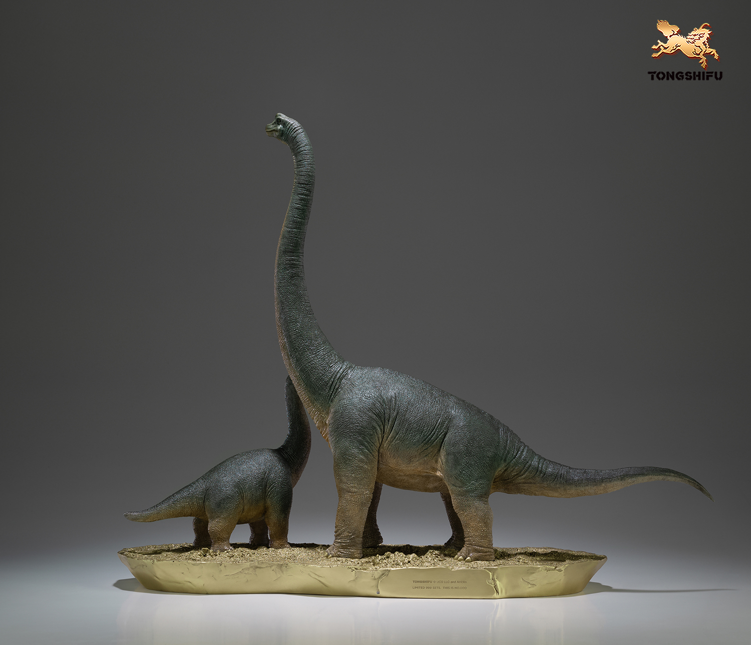 JURASSIC WORLD-- BRACHIOSAURUS