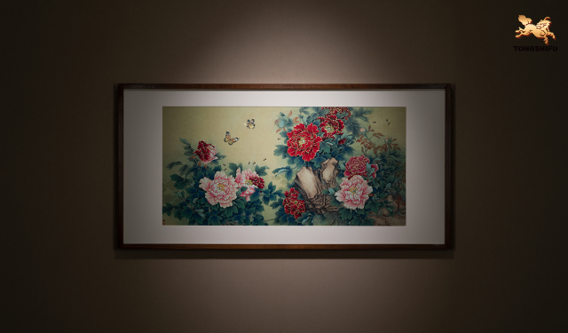 THE SPRING PEONY FLOWER