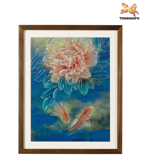 THE  PEONY FLOWER WITH KOI FISH TABLE DECOR
