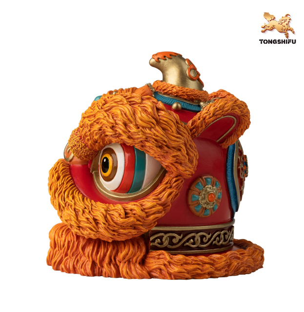 THE DANCING LION HEAD
