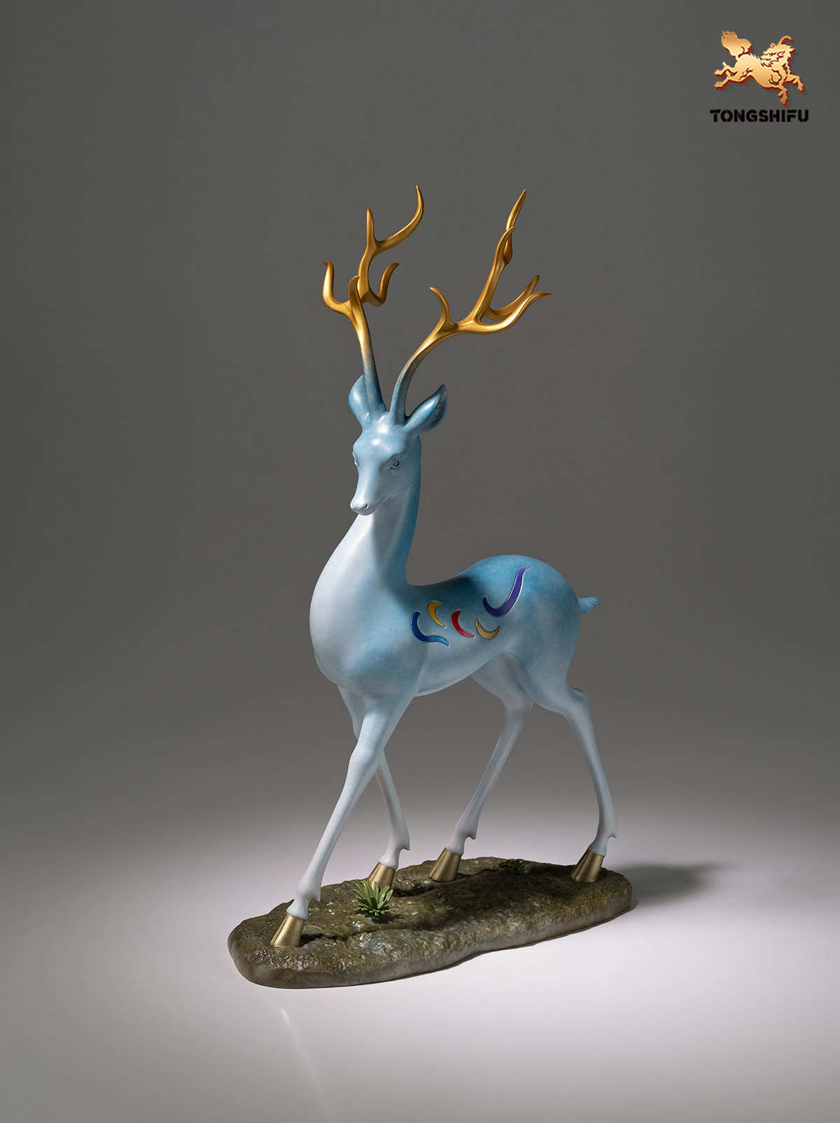 THE COLORFUL DEER