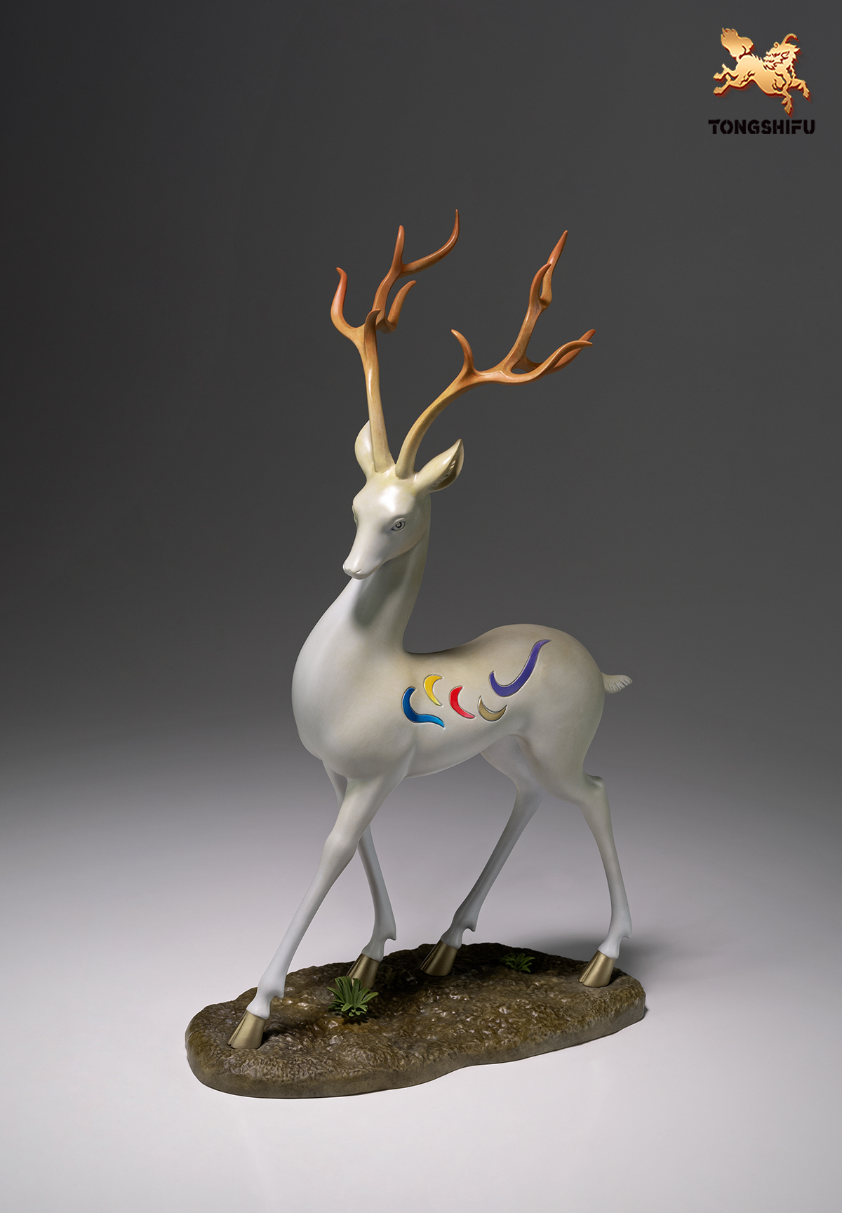 THE COLORFUL DEER