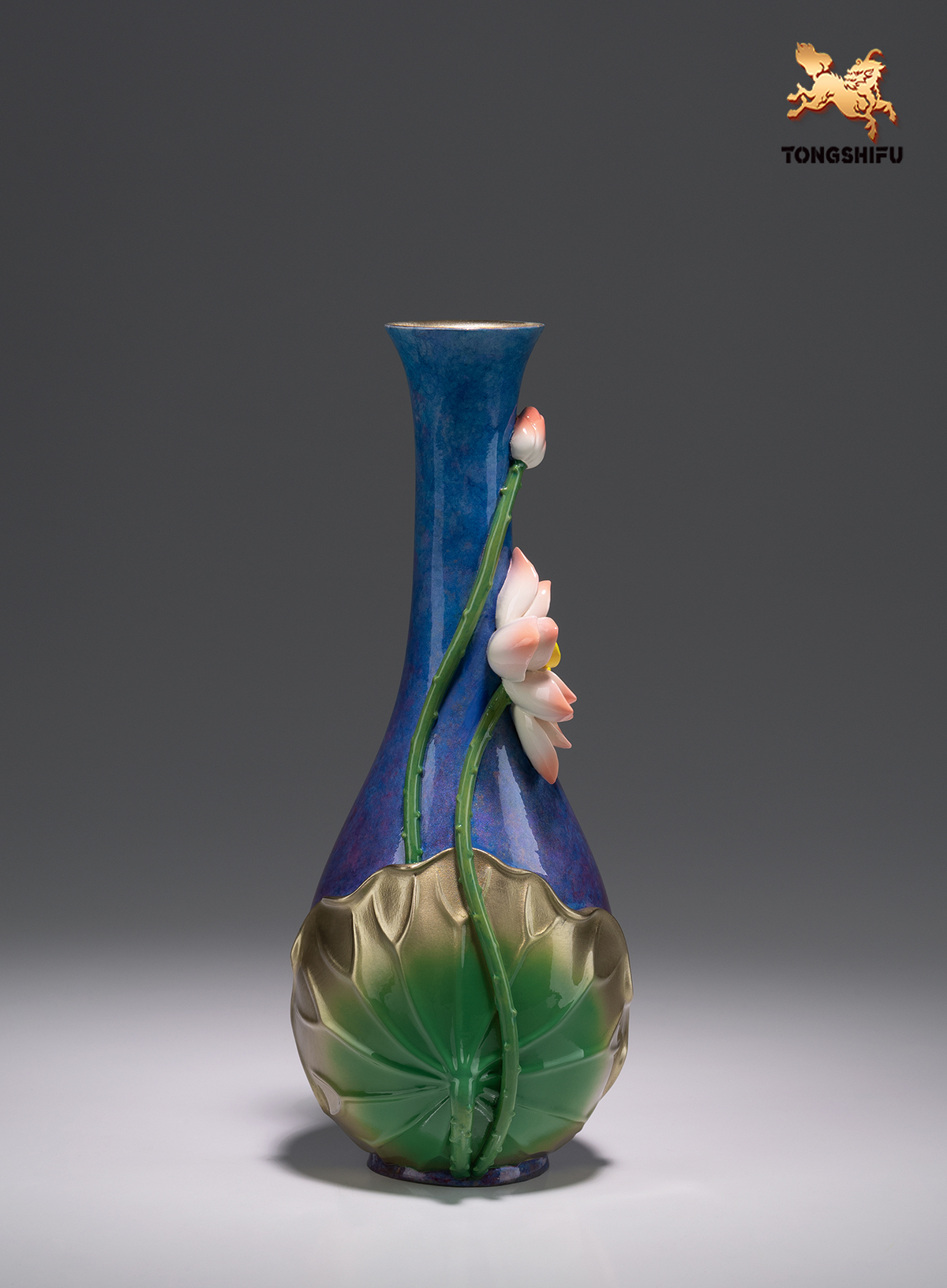 THE VASE LOTUS DESIGN
