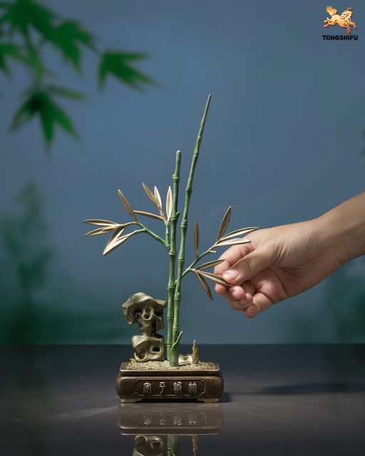 THE BAMBOO TABLE  DECORATION
